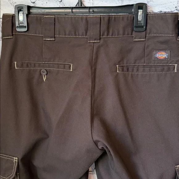 Dickies Dark Brown Cargo Pants for Men - Picture 3 of 7
